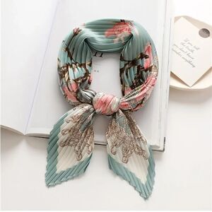 Pleated Blossom Scarf 